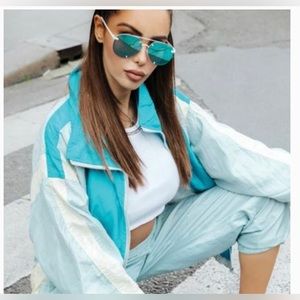 - Quay Australia Rebelled in Blue/White